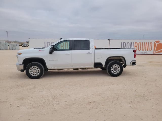 Image of Chevrolet 2500 equipment image 1