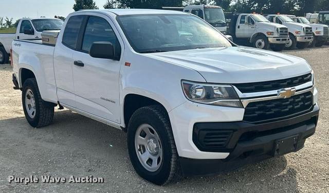 Image of Chevrolet Colorado equipment image 2