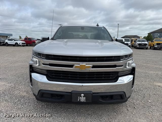 Image of Chevrolet 1500 equipment image 1