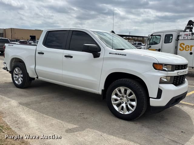 Image of Chevrolet 1500 equipment image 2