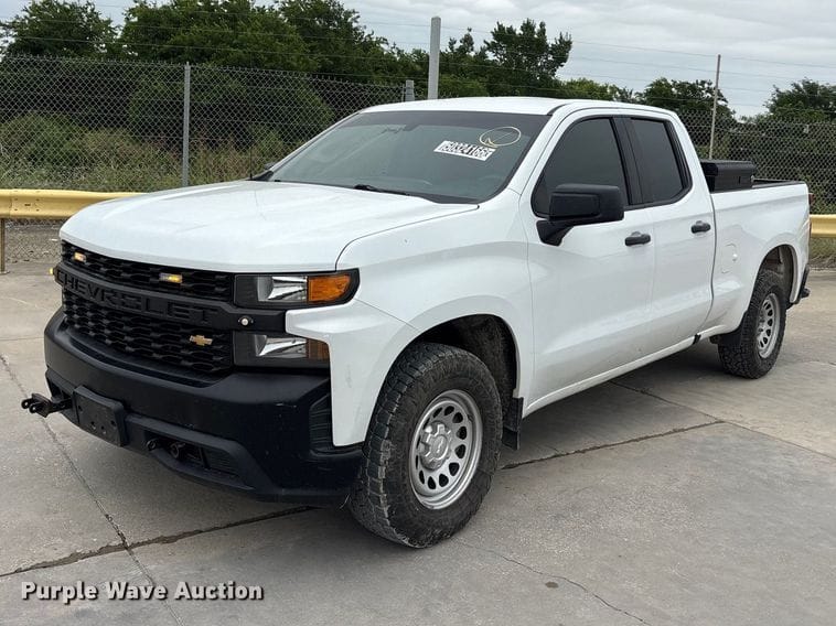 2021 Chevrolet 1500 Equipment Image0