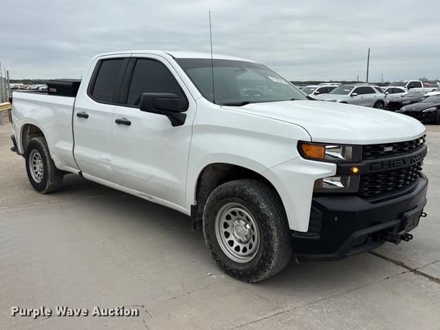 Image of Chevrolet 1500 equipment image 2