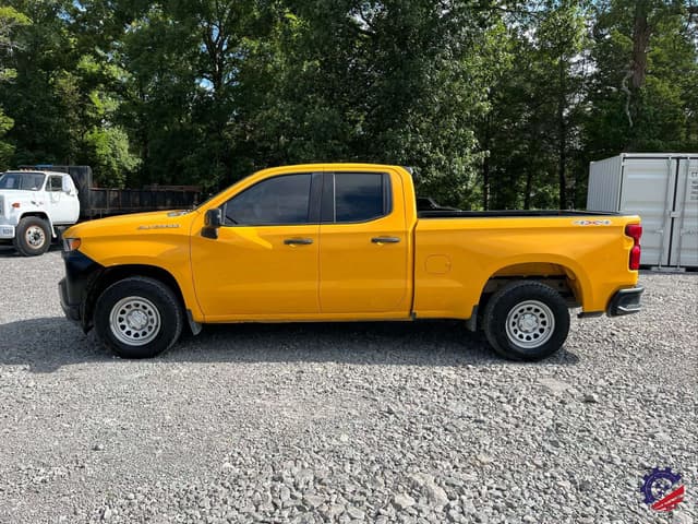 Image of Chevrolet 1500 equipment image 1