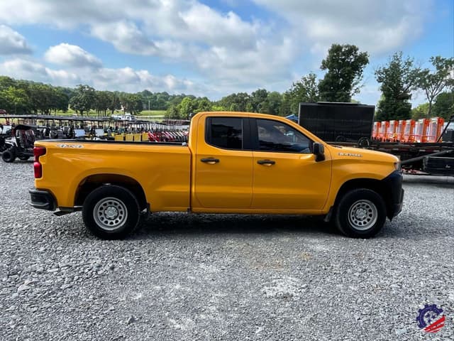 Image of Chevrolet 1500 equipment image 4