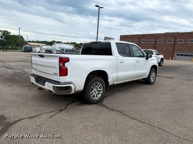 Image of Chevrolet 1500 equipment image 4