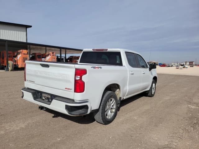 Image of Chevrolet 1500 equipment image 4