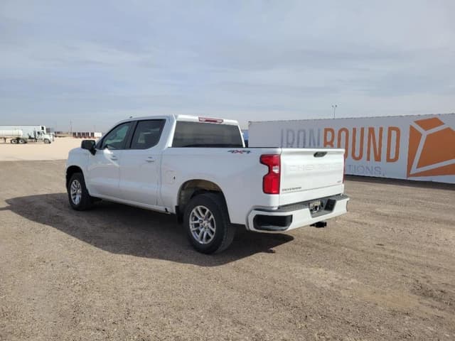 Image of Chevrolet 1500 equipment image 2