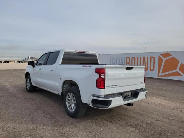 Image of Chevrolet 1500 equipment image 2