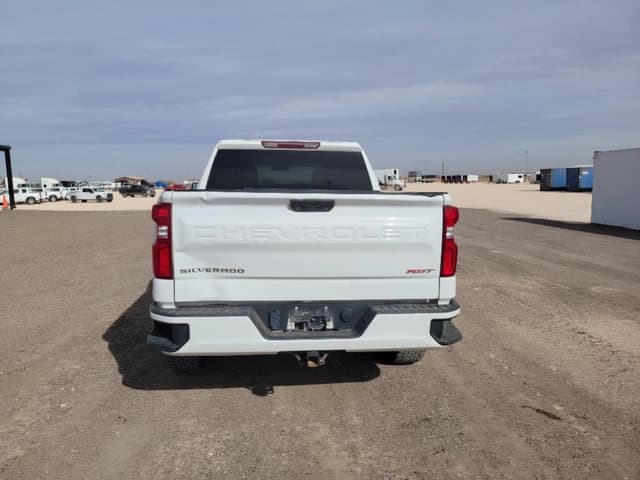 Image of Chevrolet 1500 equipment image 3