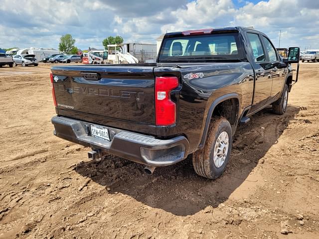 Image of Chevrolet 2500 equipment image 2