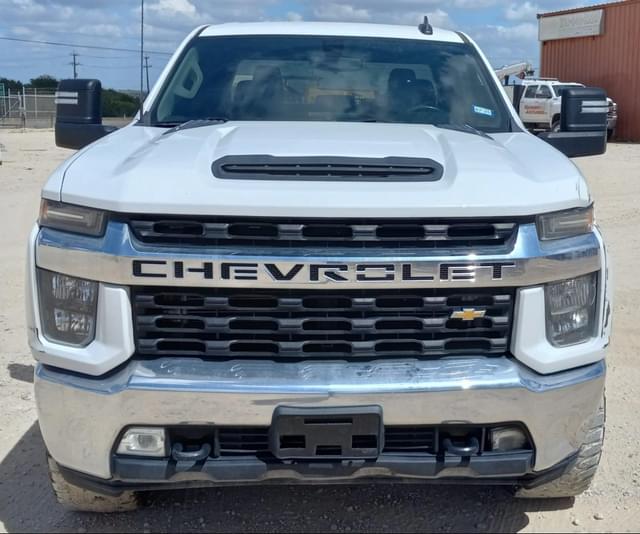 Image of Chevrolet 2500HD equipment image 1