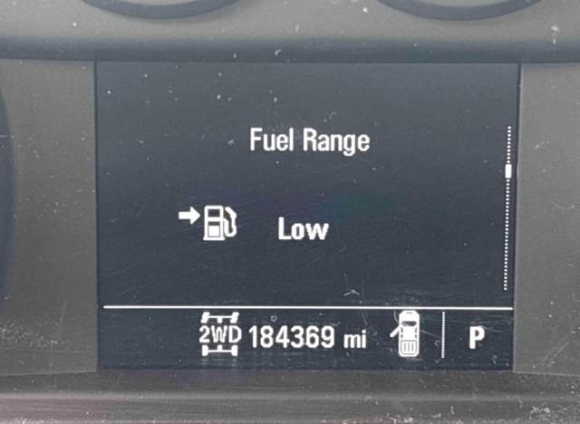 Image of Chevrolet 2500HD equipment image 3