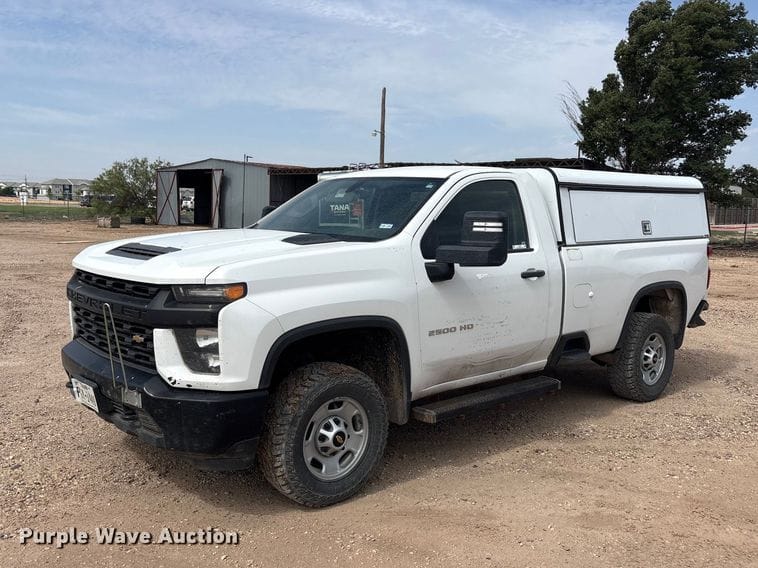 2021 Chevrolet 2500HD Equipment Image0