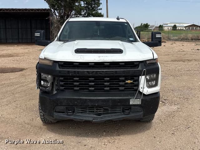 Image of Chevrolet 2500HD equipment image 1