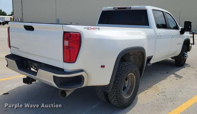 Image of Chevrolet 3500HD equipment image 4