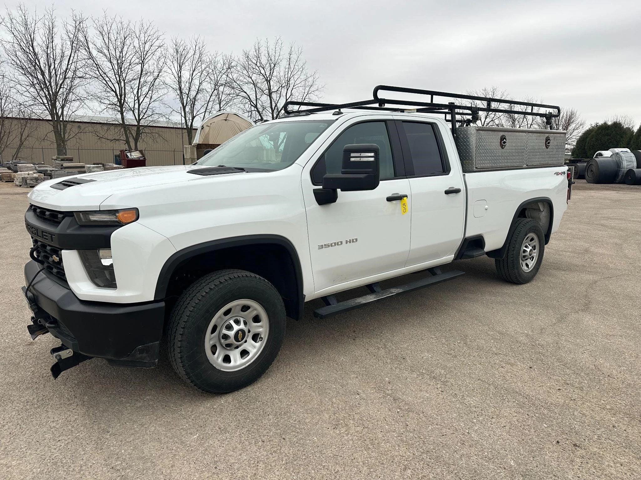 2021 Chevrolet 3500HD Equipment Image0