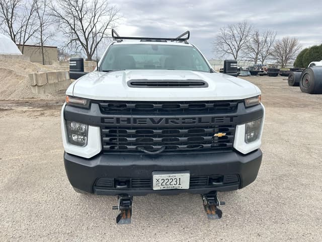 Image of Chevrolet 3500HD equipment image 3