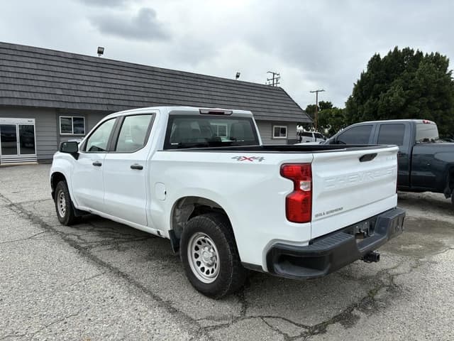 Image of Chevrolet Silverado equipment image 3