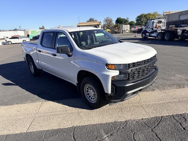 Image of Chevrolet Silverado equipment image 1