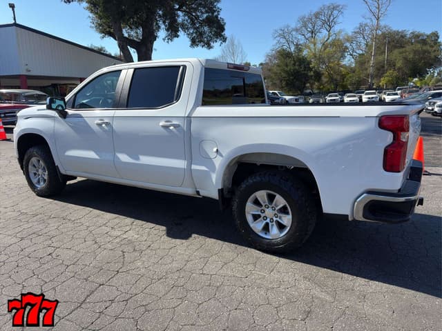 Image of Chevrolet 1500 equipment image 3