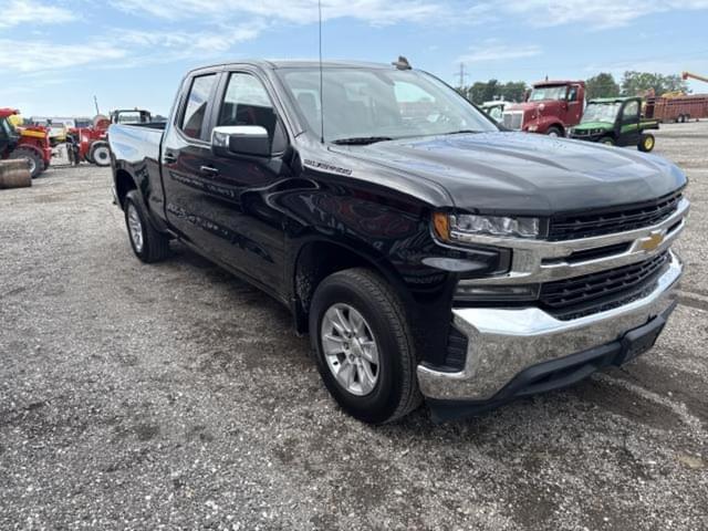 Image of Chevrolet Silverado equipment image 3