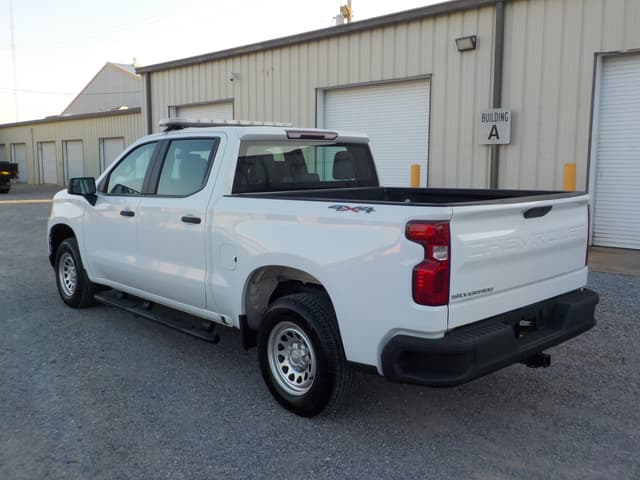 Image of Chevrolet Silverado equipment image 3