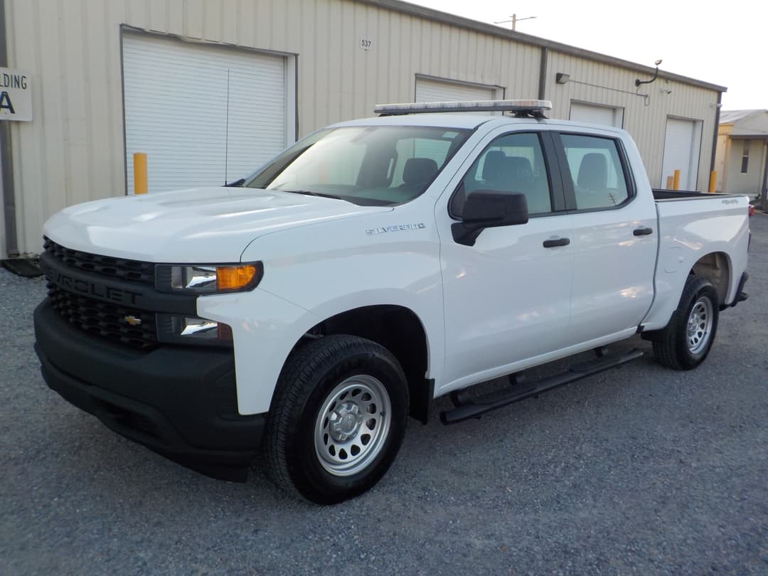 Image of Chevrolet Silverado Primary image
