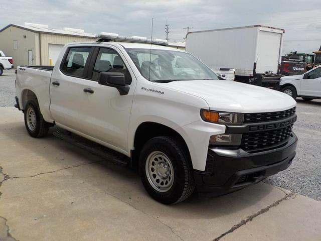 Image of Chevrolet Silverado equipment image 1