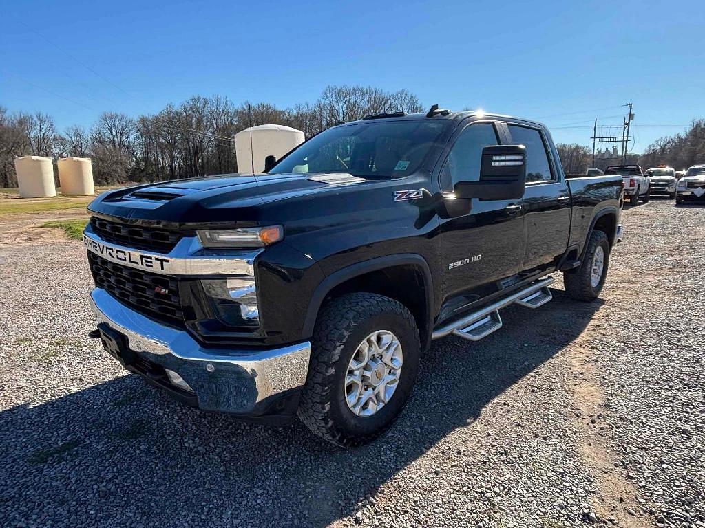 Image of Chevrolet Silverado Primary image