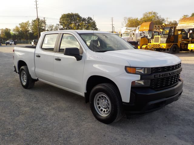 Image of Chevrolet Silverado equipment image 1