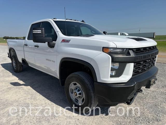 Image of Chevrolet 2500HD equipment image 2