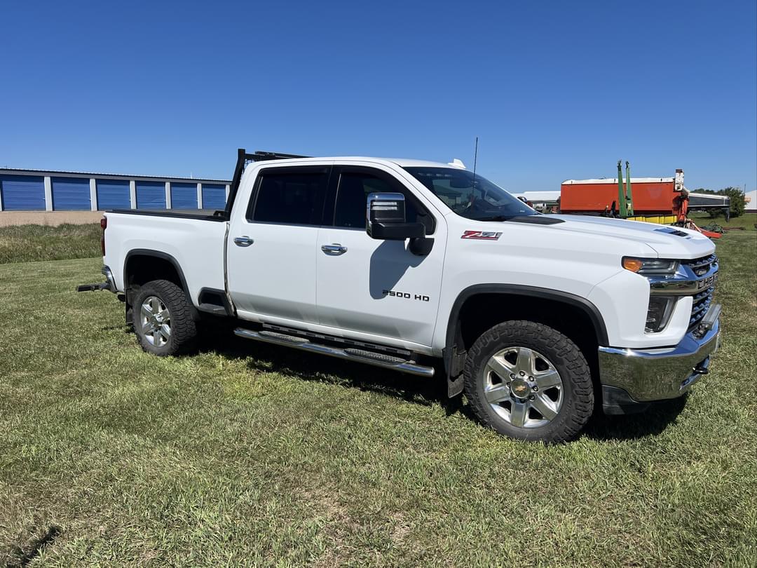 Image of Chevrolet 2500HD Primary image