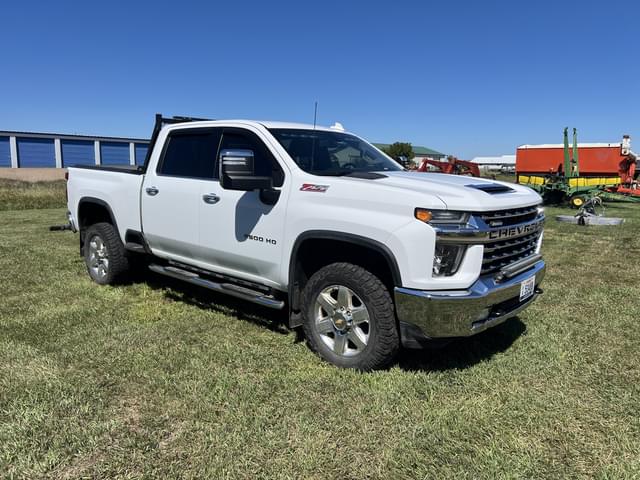 Image of Chevrolet 2500HD equipment image 1