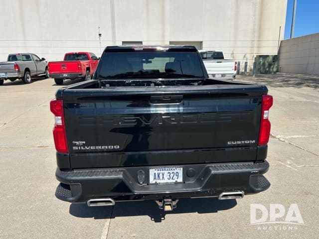 Image of Chevrolet 1500 equipment image 4