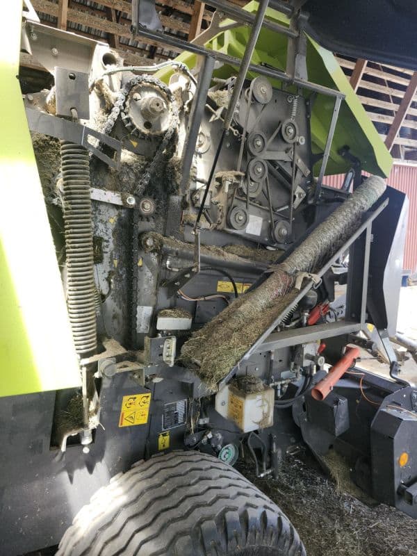 Image of CLAAS Rollant 520 equipment image 1