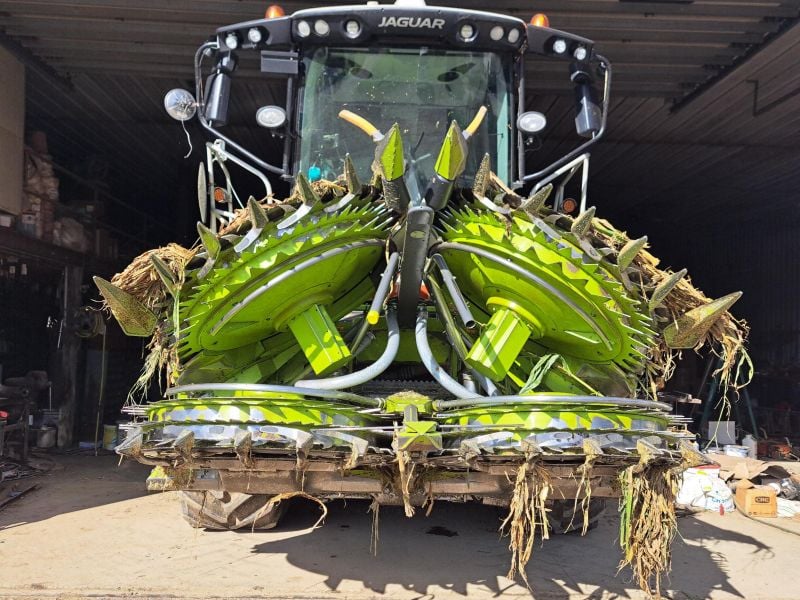 2021 CLAAS Orbis 600 Equipment Image0