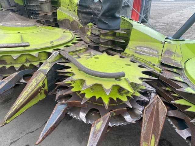 Image of CLAAS Orbis 750 equipment image 2