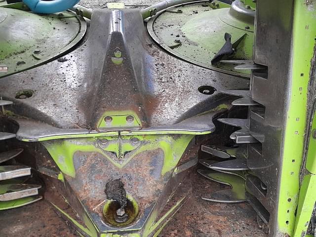 Image of CLAAS Orbis 750 equipment image 2