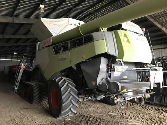 Image of CLAAS Lexion 8700TT equipment image 2