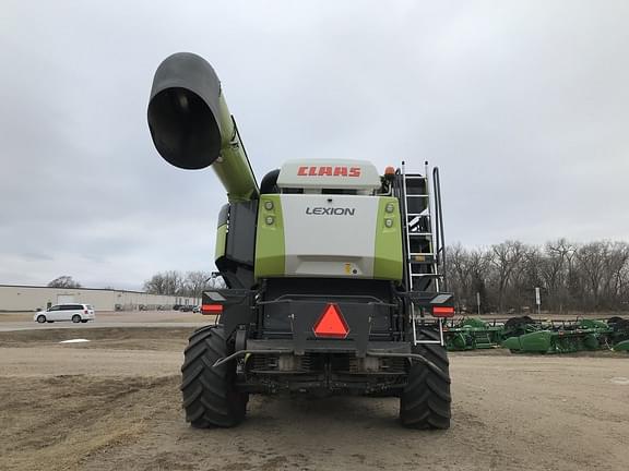 Image of CLAAS Lexion 8700TT equipment image 3