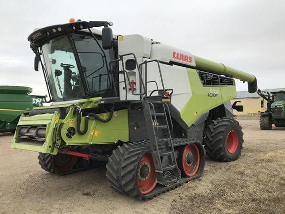 2021 CLAAS Lexion 8700TT Equipment Image0