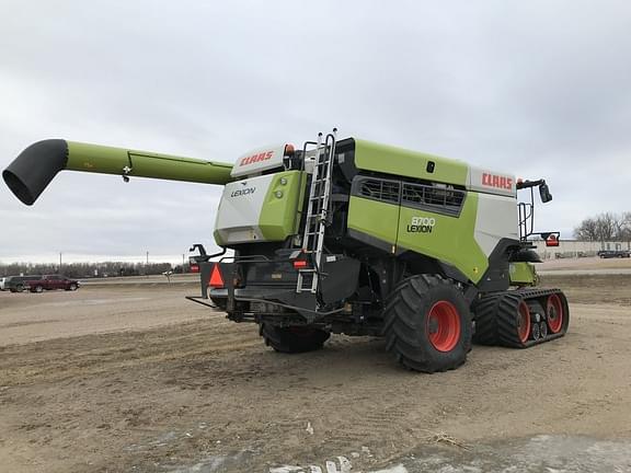 Image of CLAAS Lexion 8700TT equipment image 4