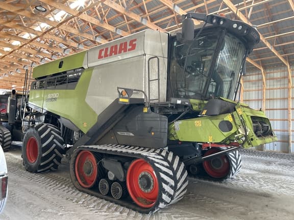 Image of CLAAS Lexion 8700TT equipment image 3