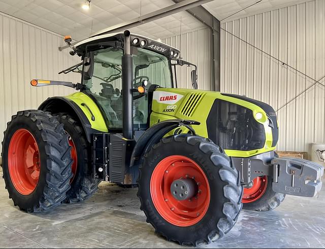 Image of CLAAS Axion 850 equipment image 1