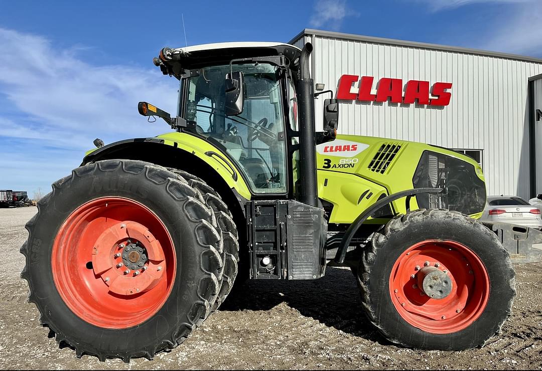 Image of CLAAS Axion 850 Primary image