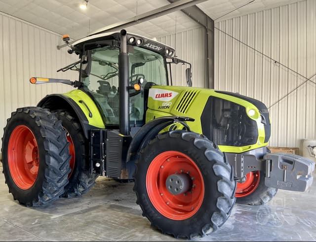 Image of CLAAS Axion 850 equipment image 1