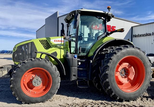 Image of CLAAS Axion 850 equipment image 2