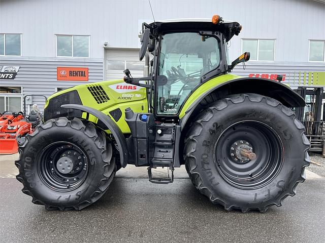 Image of CLAAS Axion 880 equipment image 1