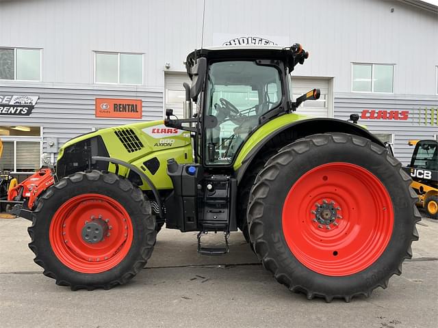 Image of CLAAS Axion 880 equipment image 1