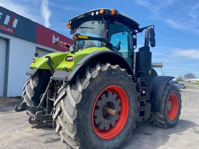 Image of CLAAS AXION 920 equipment image 1